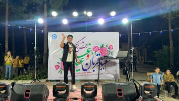 جشن بزرگ قربان تا غدیر در محل کتابخانه عمومی علامه جعفری یزد برگزار شد