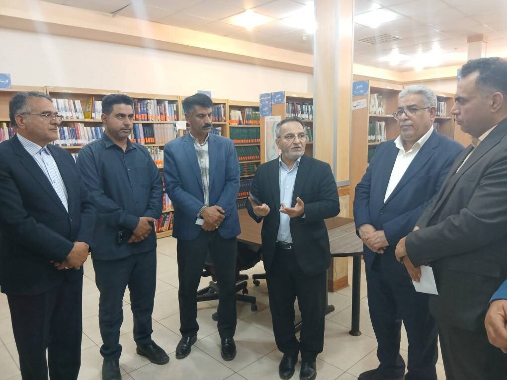 کتابخانه‌ها پایگاه گفت‌وگوی فرهنگی و رشد فکری جوانان هستند