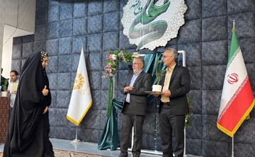 جشن بزرگ عید غدیر در محل کتابخانه مرکزی یزد برگزار شد