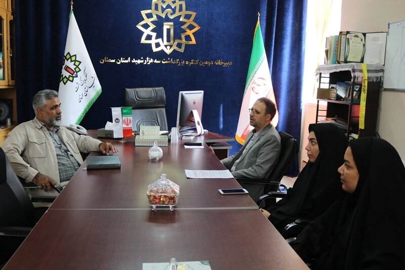 مهم‌ترین راهکارهای ترویج فرهنگ ایثار و شهادت در جامعه معرفی شهیدان و نوشتن کتاب در مورد آنان است
