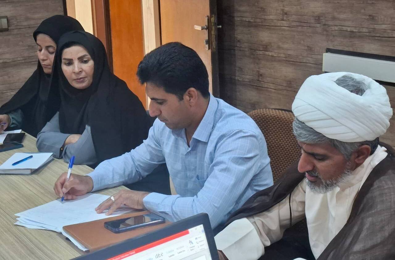 جلسه انجمن کتابخانه های عمومی شهرستان منوجان برگزار شد