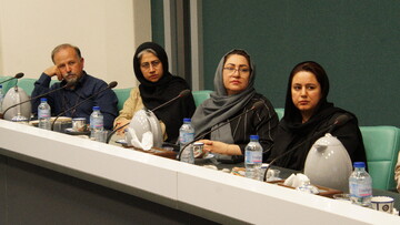 یازدهمین نشست از سلسله نشست های کتاب، یزد، فرهنگ در محل کتابخانه مرکزی یزد برگزار شد