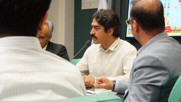 یازدهمین نشست از سلسله نشست های کتاب، یزد، فرهنگ در محل کتابخانه مرکزی یزد برگزار شد