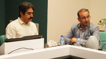 یازدهمین نشست از سلسله نشست های کتاب، یزد، فرهنگ در محل کتابخانه مرکزی یزد برگزار شد