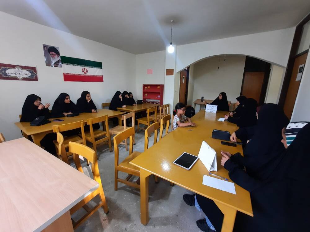 برگزاری کارگاه آموزشی سواد رسانه ای در کتابخانه عمومی شیخ عبدالله رازی