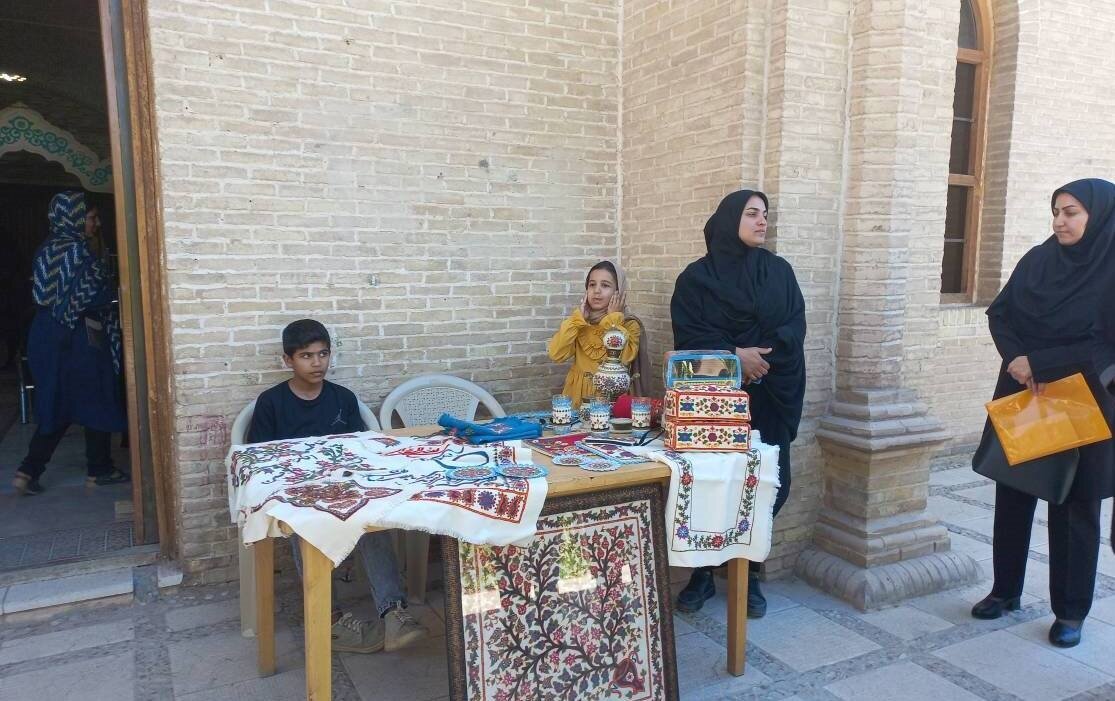 کارگاه آموزشی راه اندازی کسب و کارهای کوچک و مشاغل خانگی برگزار شد