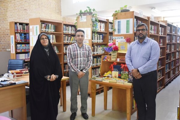 نشست سامان دهی نسخ خطی کتابخانه های عمومی فارس برگزار شد