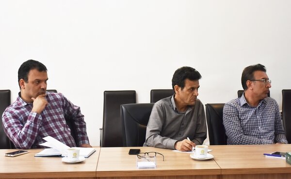 نشست سامان دهی نسخ خطی کتابخانه های عمومی فارس برگزار شد