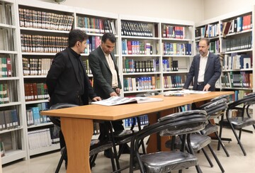 به منظور بررسی وضعیت کتابخانه ها سرپرست اداره کل از کتابخانه های مناطق پنج و هشت مشهد بازدید کرد