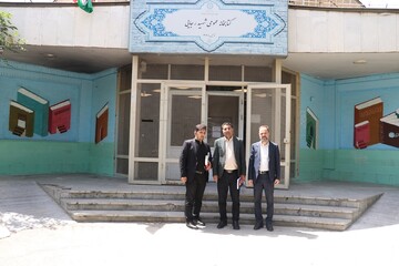 به منظور بررسی وضعیت کتابخانه ها سرپرست اداره کل از کتابخانه های مناطق پنج و هشت مشهد بازدید کرد