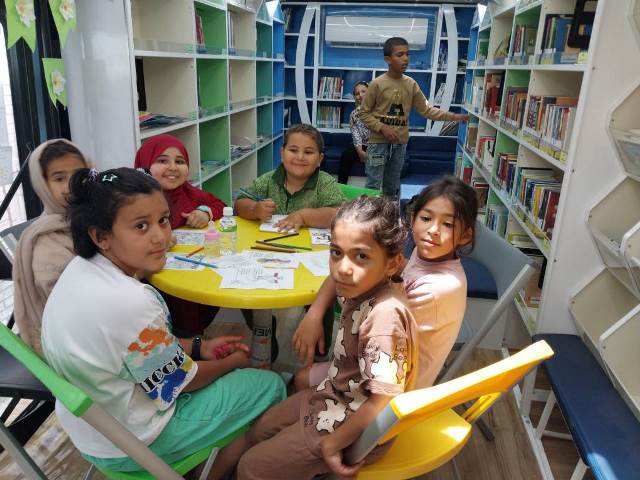 بهره مندی بیش از پنج هزار نفر از خدمات کتابخانه سیار اتوبوسی شاهرود طی دو ماه