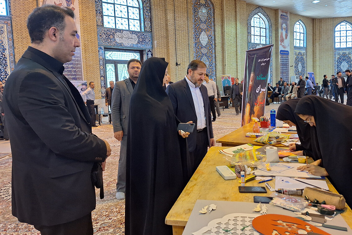 پویش «ایستاده برای ایران» برگزار شد