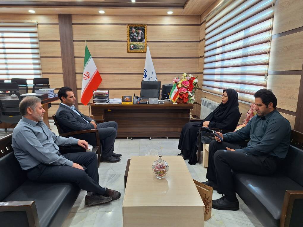 دیدار مدیرکل کتابخانه‌های عمومی ایلام با سرپرست اداره کل راه و شهرسازی استان