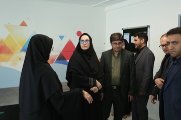 بازگشایی کتابخانه عمومی عارف قزوینی