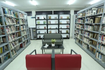 بازگشایی کتابخانه عمومی عارف قزوینی