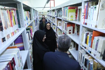 بازدید از کتابخانه امام خمینی (ره) قزوین