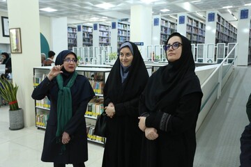 بازدید از کتابخانه امام خمینی (ره) قزوین