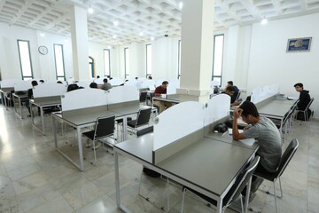 بازدید از کتابخانه امام خمینی (ره) قزوین