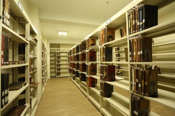 بازدید از کتابخانه عمومی علامه رفیعی قزوین