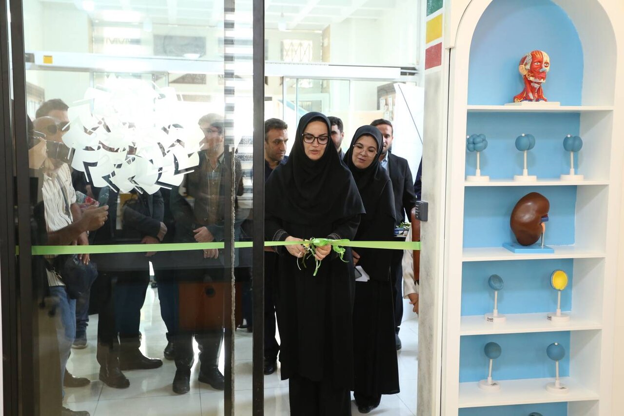 افتتاح بخش کودک و نوجوان کتابخانه امام خمینی (ره) قزوین با حضور دبیرکل نهاد