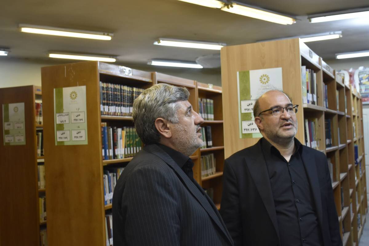 بازدید مدیرانکل کتابخانههای عمومی و فرهنگ و ارشاد اسلامی آذربایجانشرقی از کتابخانههای عمومی بناب