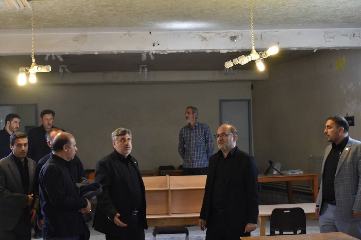 بازدید مدیرانکل کتابخانههای عمومی و فرهنگ و ارشاد اسلامی آذربایجانشرقی از کتابخانههای عمومی بناب