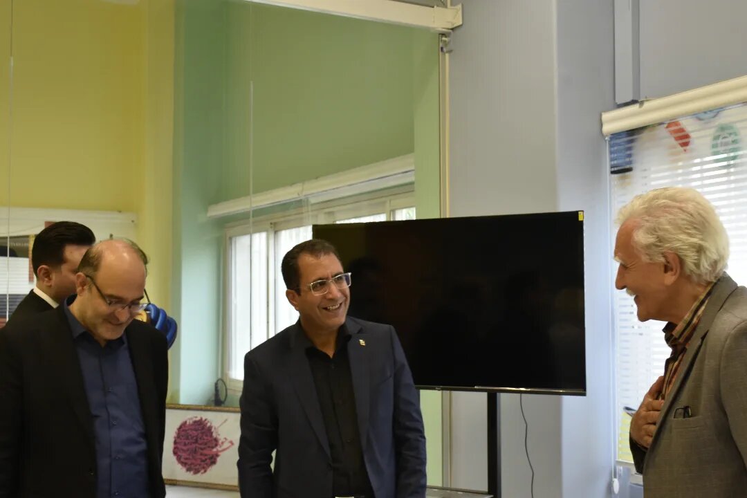 بازطراحی خدمات و فضاهای کتابخانهای، گامی مؤثر در جهت افزایش جذابیت و ارتقای تجربه کاربری مخاطبان است