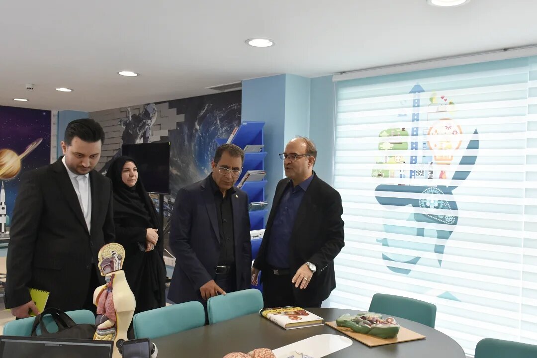 بازطراحی خدمات و فضاهای کتابخانه‌ای، گامی مؤثر در جهت افزایش جذابیت و ارتقای تجربه کاربری مخاطبان است