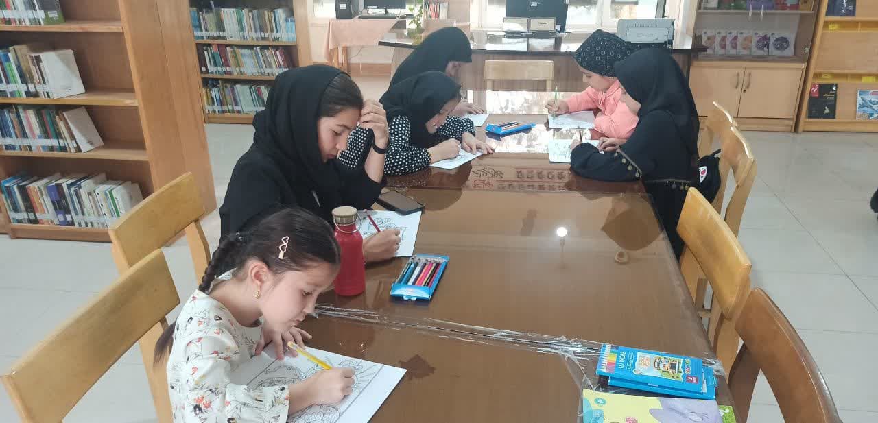 شور و شعور حسینی در کتابخانه‌های عمومی استان مرکزی