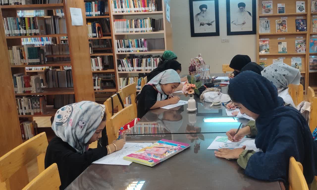 شور و شعور حسینی در کتابخانههای عمومی استان مرکزی