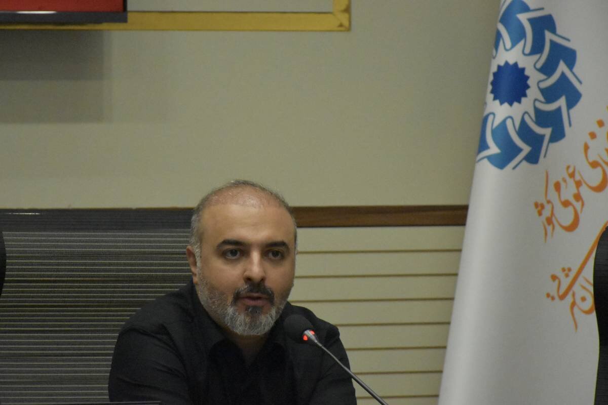 محفل شعر «ایستاده برای ایران» در آذربایجان شرقی برگزار شد