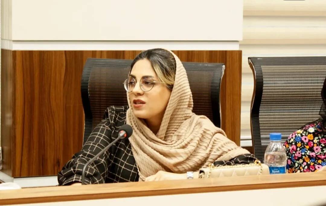 محفل شعر «ایستاده برای ایران» در آذربایجان شرقی برگزار شد