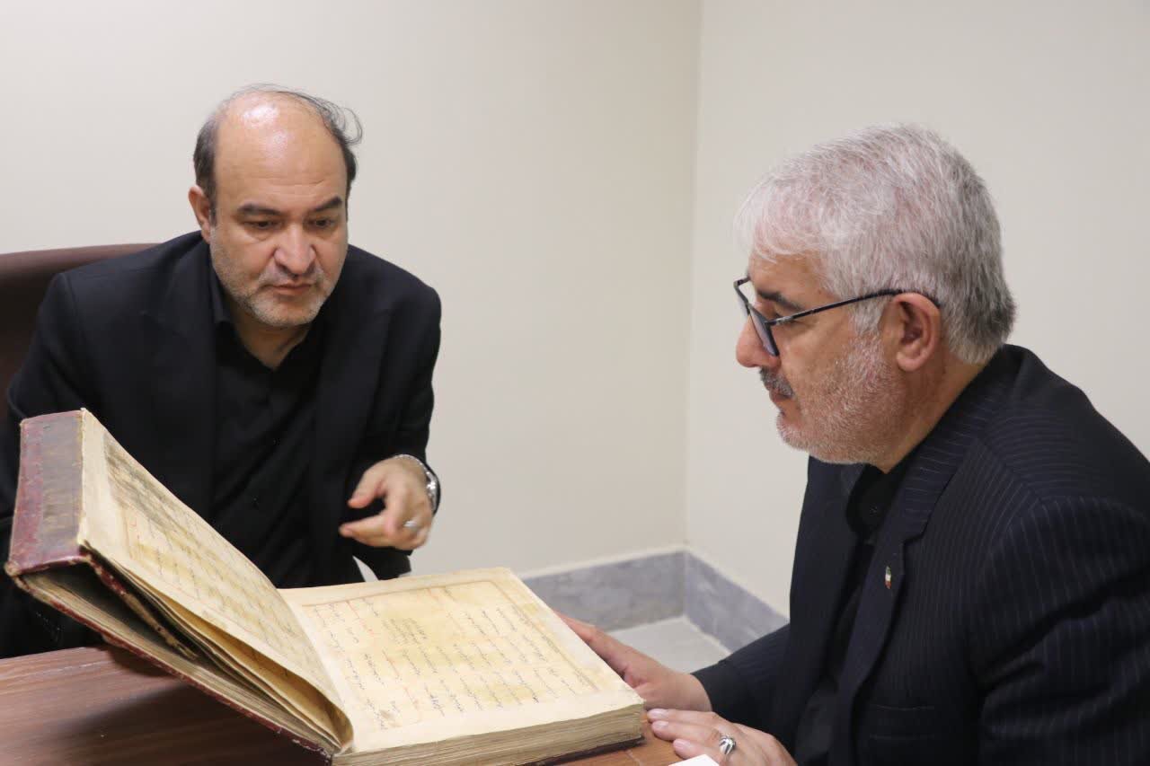 بنیان توسعه متوازن و همهجانبه کشور، توسعه فرهنگ کتابخوانی و پیشرفت نهاد کتابخانه است