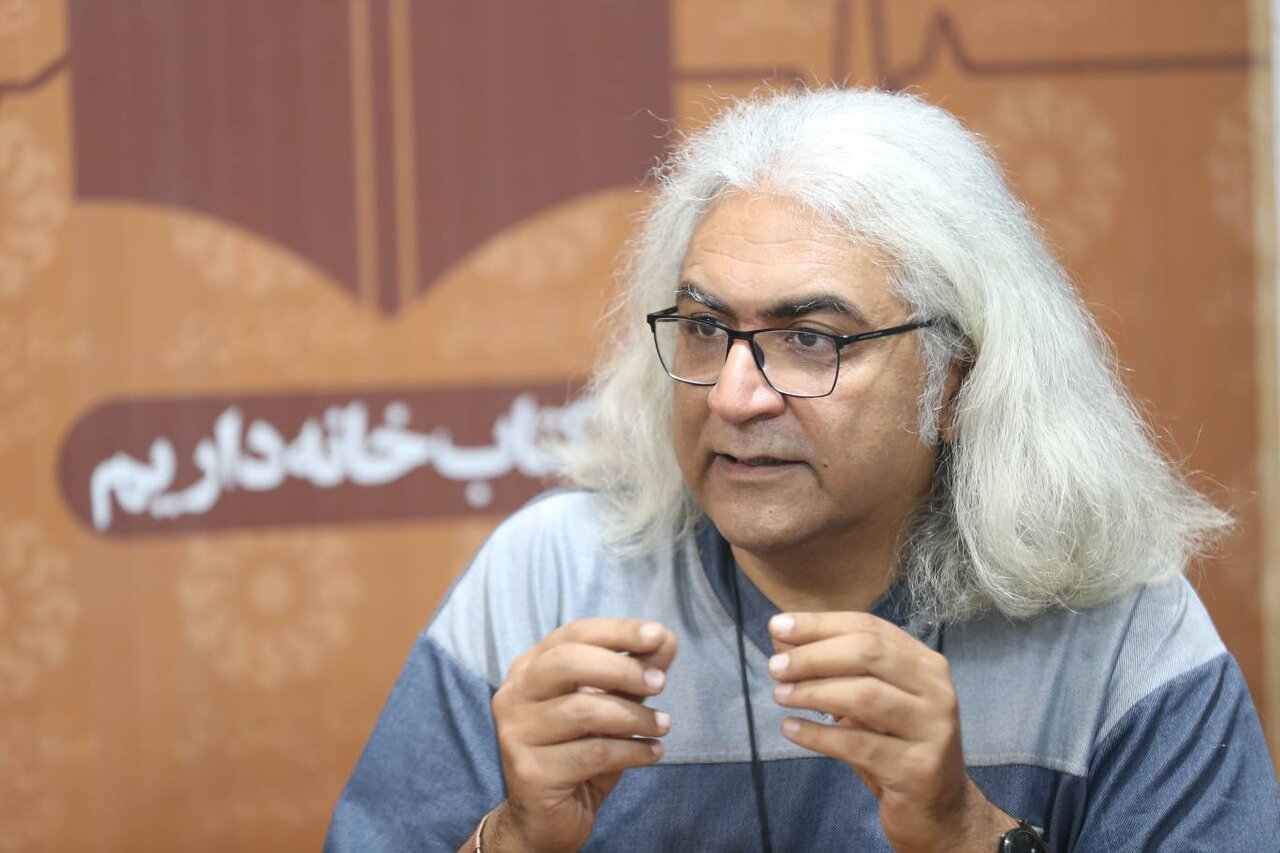 آیین تجلیل از نویسنده و شاعر مازندرانی با حضور مدیرکل کتابخانههای عمومی برگزار شد