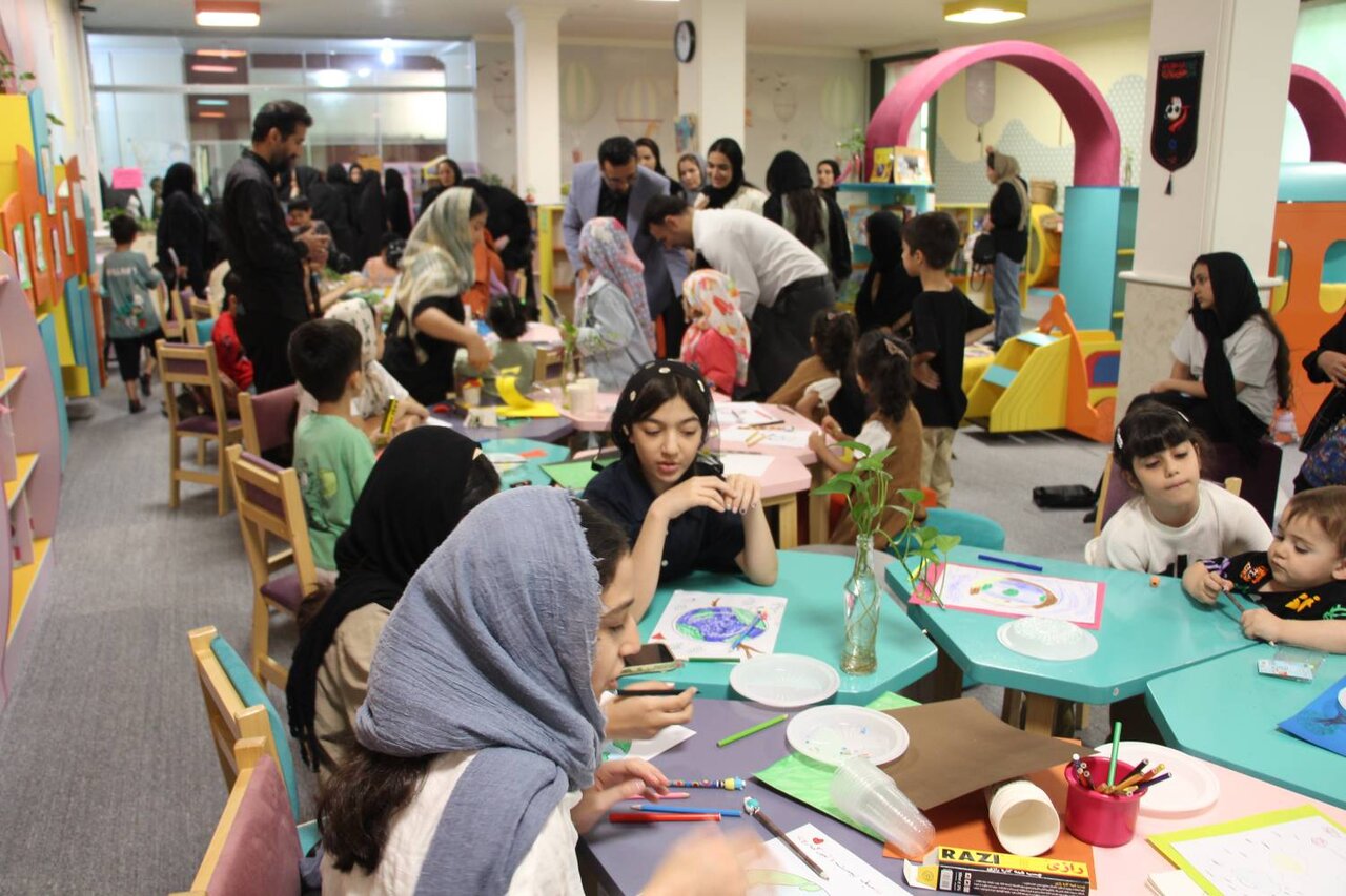 پویش «هر شهروند، یک حافظ پاکیزگی» در کتابخانه عمومی میرفندرسکی گرگان برگزار شد