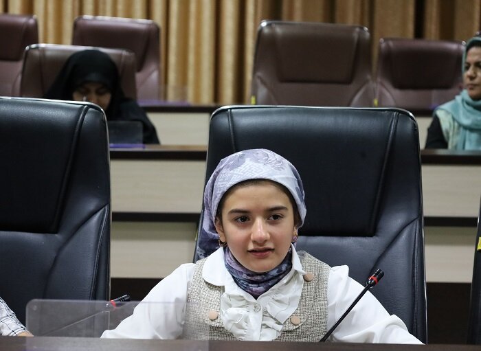 تجلیل از اعضای محفل ادبی کودک و نوجوان «دنیز» کتابخانه مرکزی ارومیه