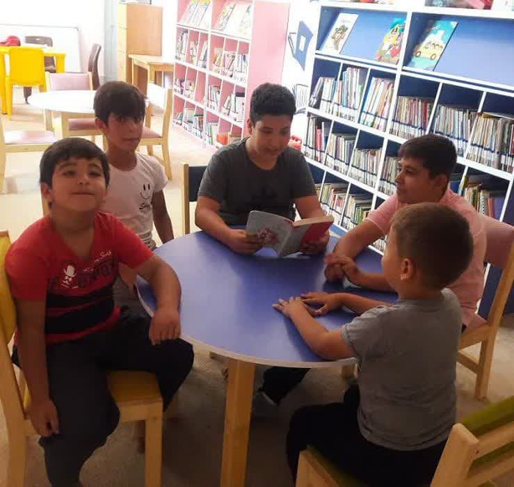 پویش ملی «ایستاده برای ایران» در کتابخانههای عمومی استان مرکزی