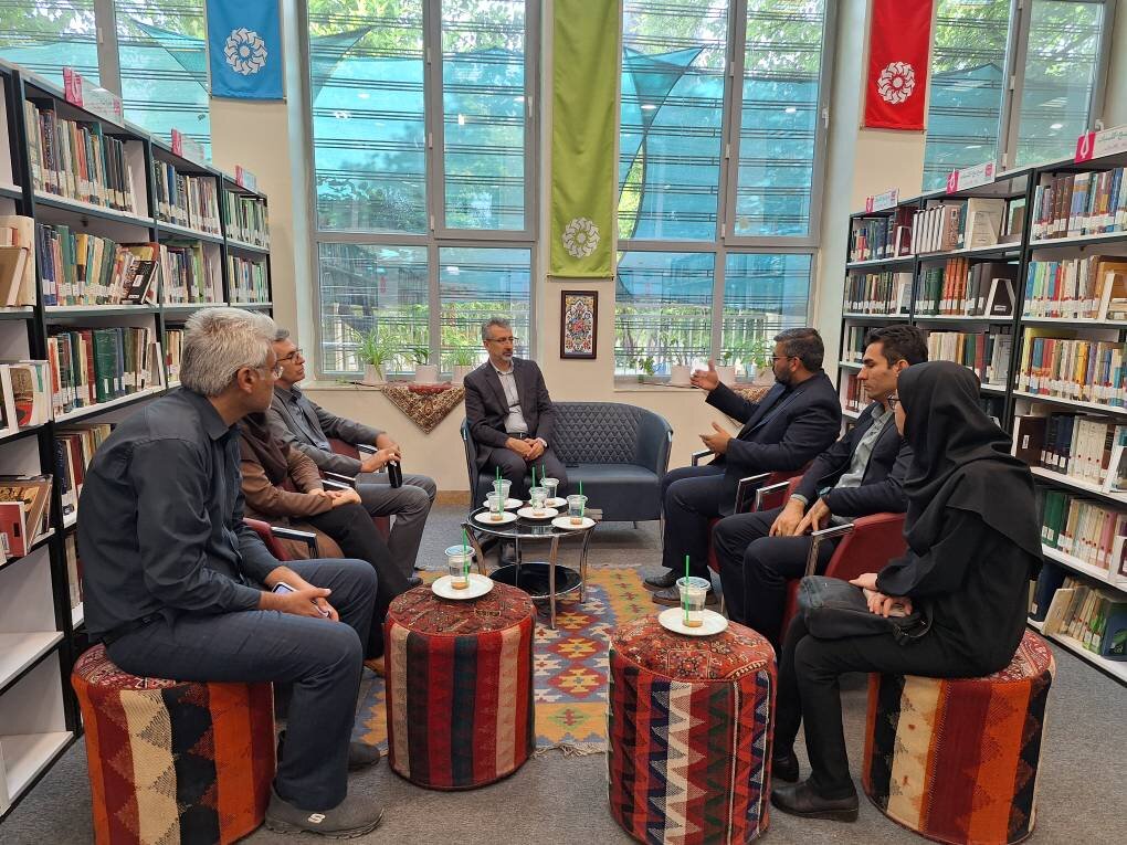 تجربه کتابخانه عمومی شهید دستغیب می‌تواند در بازسازی و ایجاد کتابخانه‌های نوین تکرار شود