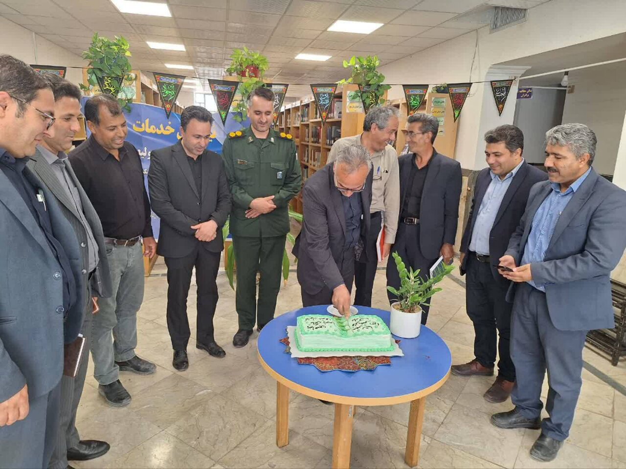 کتابخانه عمومی حضرت ولی‌عصر (عج) هرات پنجاه‌ساله شد