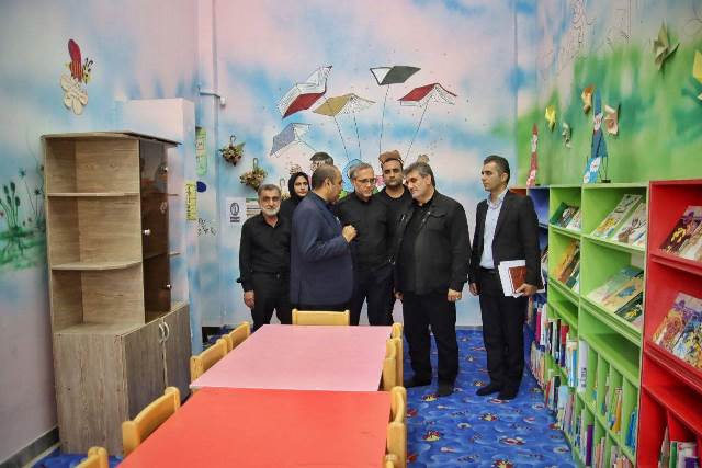 بازدید استاندار سمنان از کتابخانه امام حسن مجتبی(ع) روستای فولادمحله