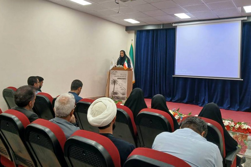 نویسندگان، پیونددهنده مخاطب با کتاب و پژوهش هستند