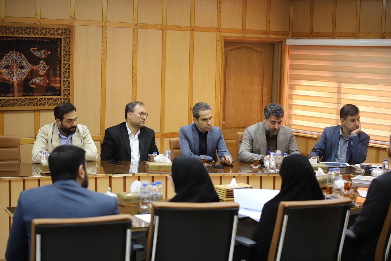 توسعه فرهنگی، بدون تقویت جایگاه کتاب و کتابخانه‌ها ممکن نیست