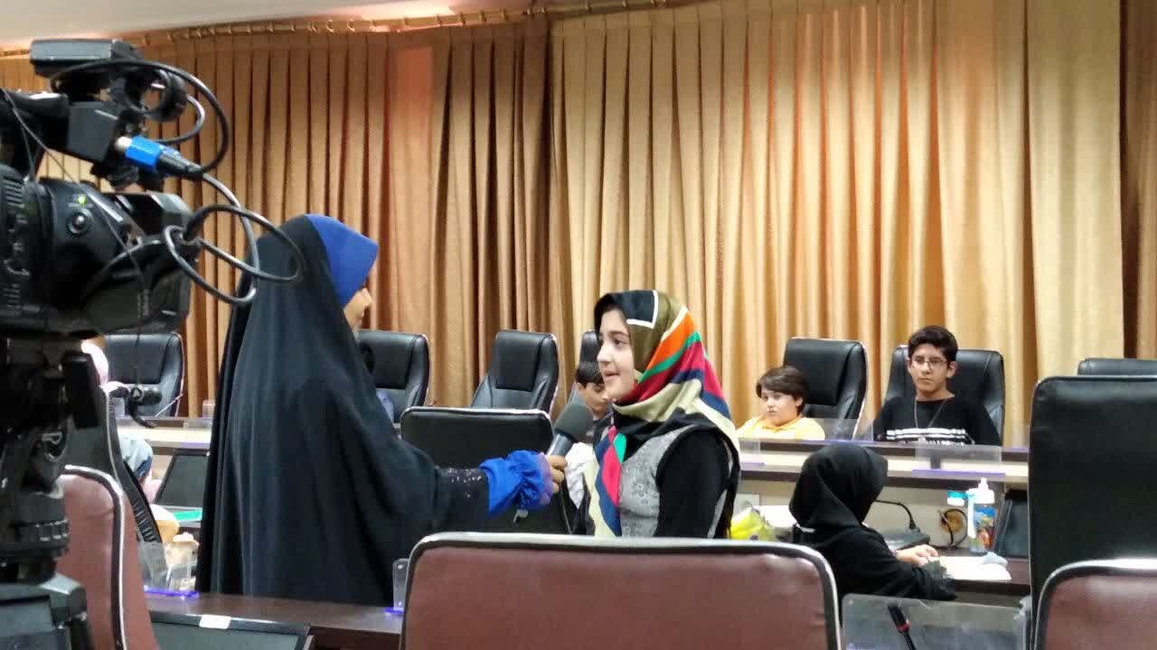 میزبانی محفل ادبی کودک و نوجوان «دنیز» کتابخانه های عمومی آذربایجانغربی از برنامه تلویزیونی «ائویمیز»