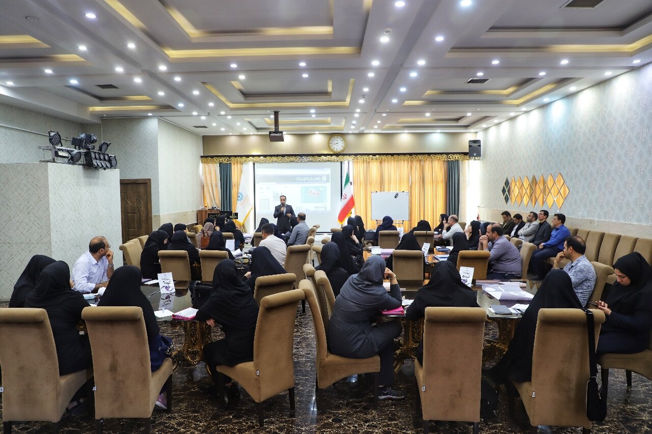 پنجمین مدرسه منطقه‌ای «طراحی خدمت» در همدان