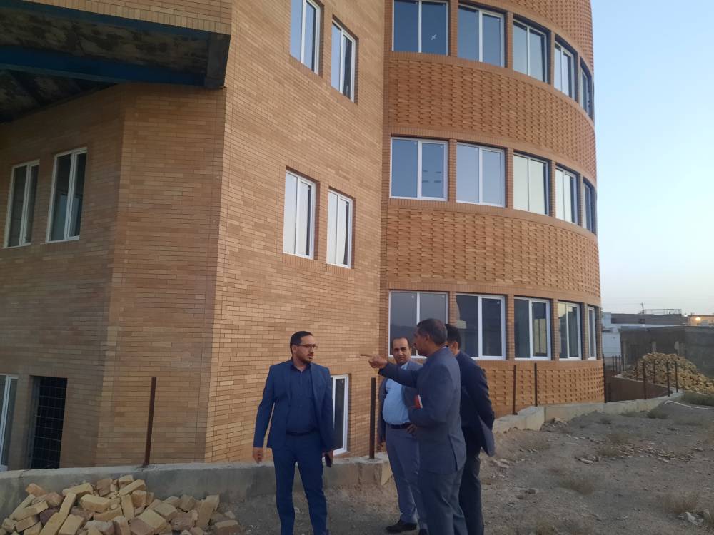 جلسات دانشگاهیان و روحانیون به کتابخانههای عمومی منتقل شود