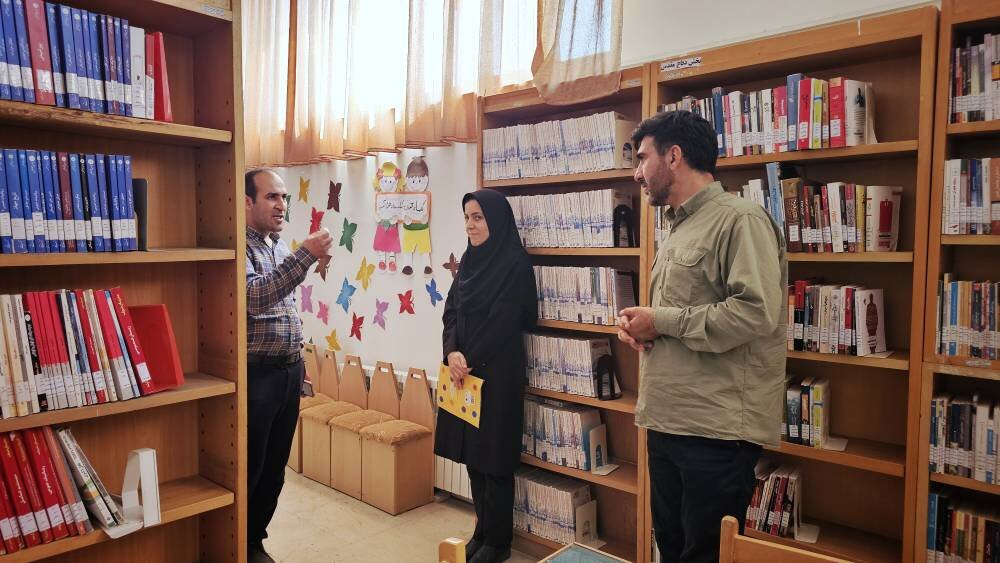 مدیرکل کتابخانه‌های عمومی زنجان از کتابخانه‌های عمومی طارم بازدید کرد