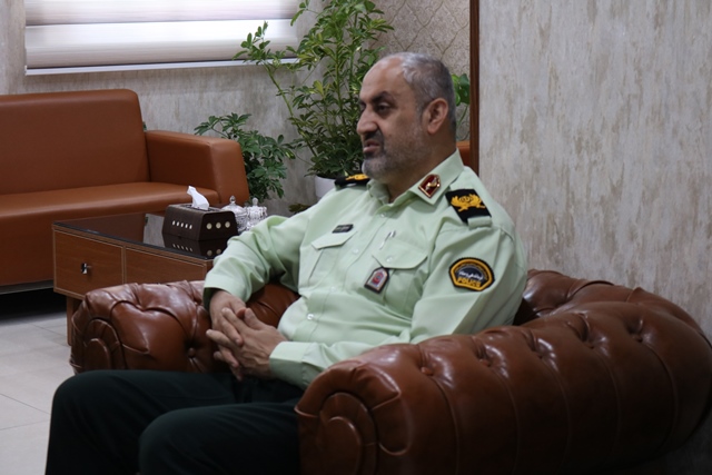 دیدار مدیرکل کتابخانههای عمومی با فرمانده انتظامی استان سمنان