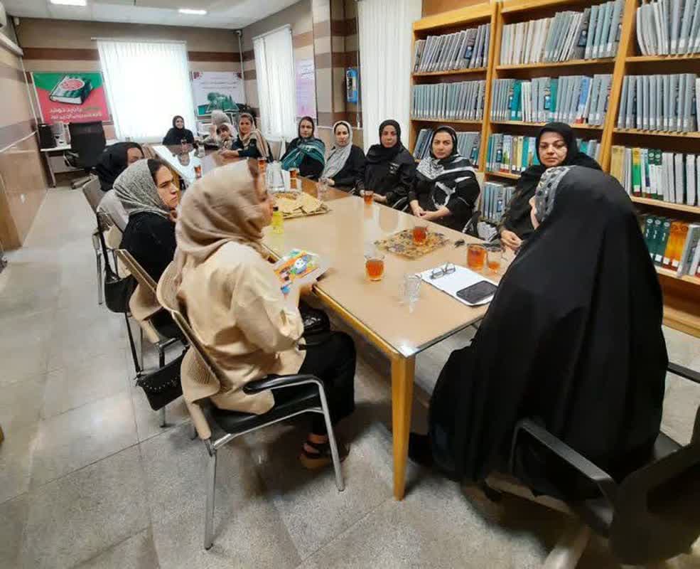 کتاب، قصه و زندگی؛ روایت یک تابستان فرهنگی در کتابخانه‌های عمومی استان مرکزی