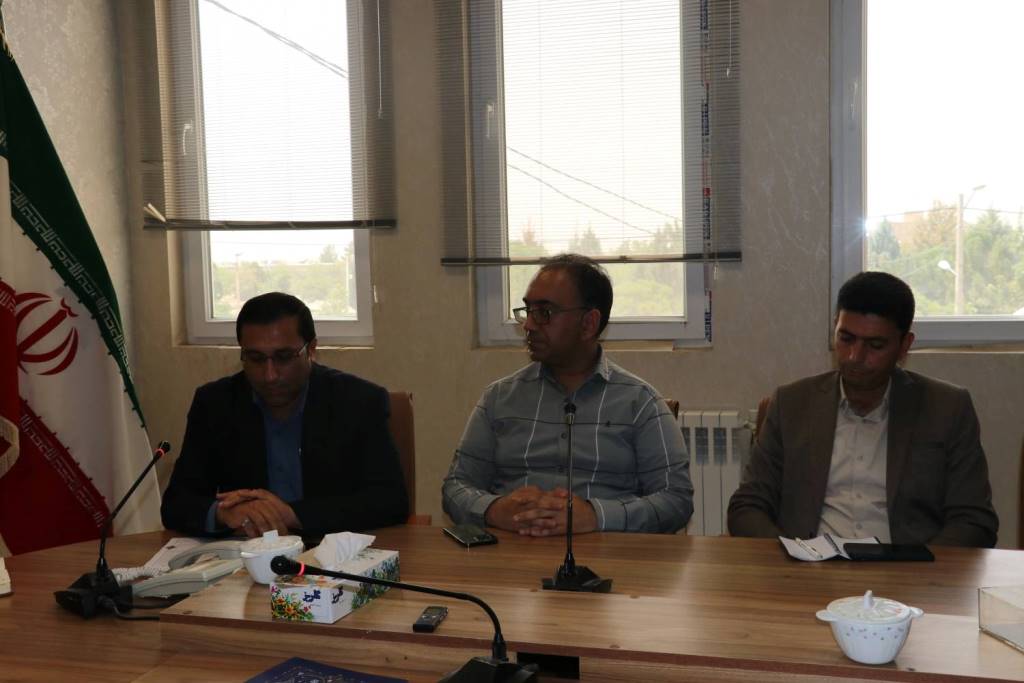 روند تکمیل پروژه کتابخانه شهر گرماب و تاکید بر توسعه فضاهای کتابخانهای