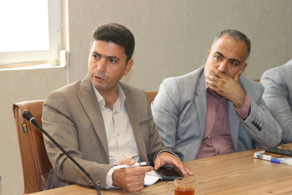 روند تکمیل پروژه کتابخانه شهر گرماب و تاکید بر توسعه فضاهای کتابخانهای